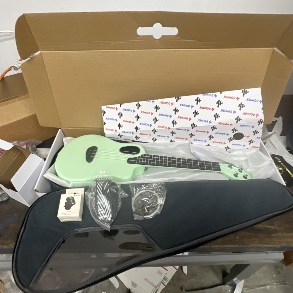 NEW Donner Rising U ec1444